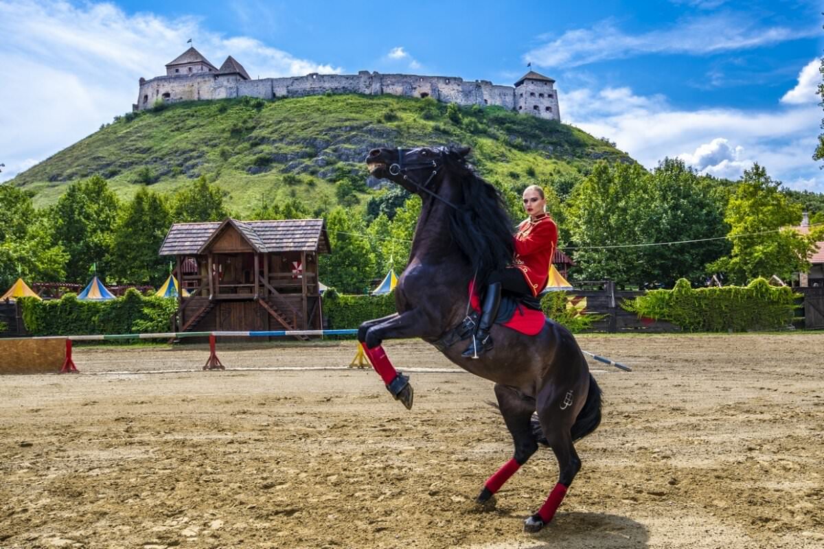 A sümegi vár története – kőbe vésett évszázadok